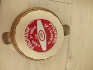 Regulador Gas Propano 37 mbar 4 kg/h