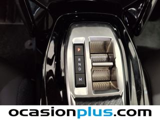 Peugeot 2008 Allure Hybrid eDCS6 107 kW (145 CV)