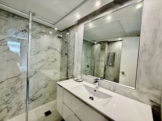 Dúplex en alquiler en Playa de la Fontanilla en Marbella