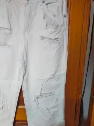 Pantalones vaqueros blancos rotos Talla 38