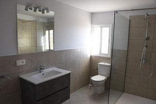 Casa pareada en alquiler en Salamanca - Uruguay - Las Mimosas en Santa Cruz de Tenerife