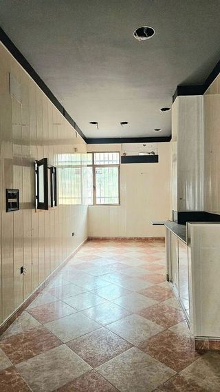 Local comercial en venta en Crevillet - Pinar Alto en Puerto de Santa María (El)