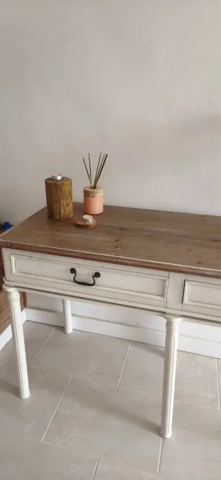 Mueble auxiliar madera marrón y blanco