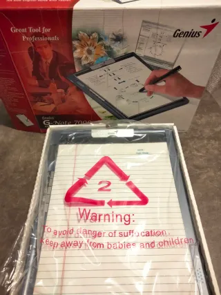 Bloc de notas y tableta digital Genius G-Note 7000