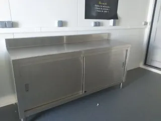 Contenedor Bar 20 pies