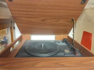 Tocadiscos retro Telefunken Marrón y Dorado