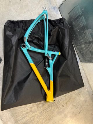 Telaio doppio carbonio Yeti 29