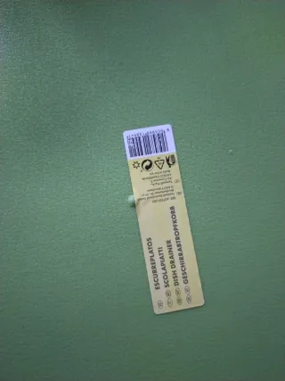 Scolapiatti in plastica bianco e verde