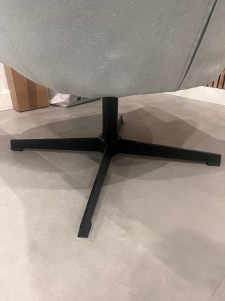 Sillón giratorio tapizado azul