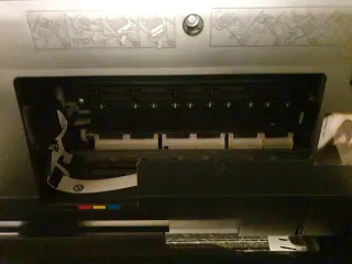 Impresora Epson Negra con cartuchos nuevos