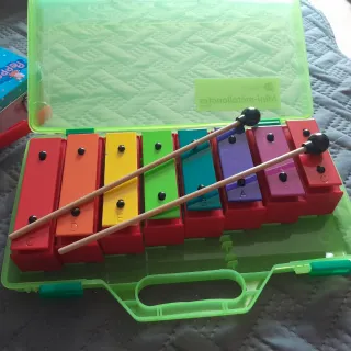 Xilófono Metálico Infantil. Metalonotas