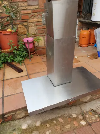 Campana extractora CATA