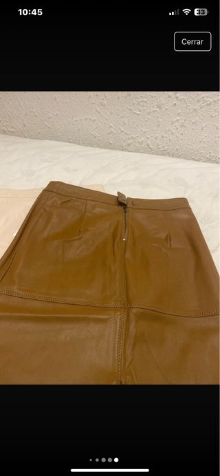 Dos faldas polipiel efecto piel talla M