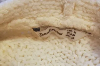 Chaqueta de lana Stradivarius blanca