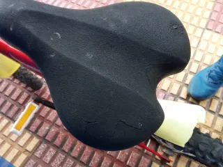 Bicicleta infantil Spiderman roja