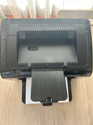 Impresora HP LaserJet P1102w negra
