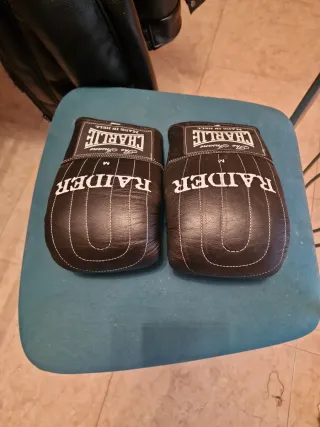 Guantes de Boxeo Charlie Raider Talla M