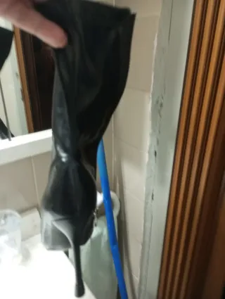 Botín tacón alto negro