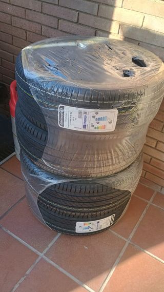 Neumático Continental 215/45 R 18 XL