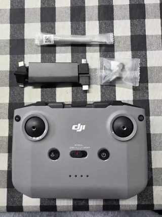 Mando DJI RC Gris