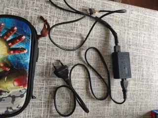 PS Vita Sony Nero WiFi+ 3 Giochi + Scheda di memoria