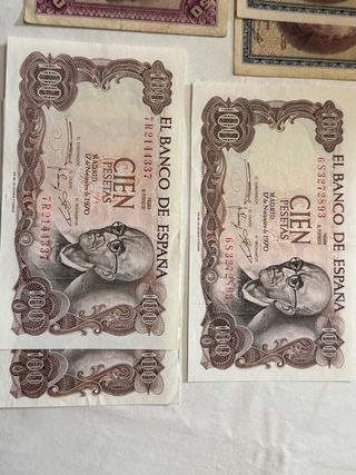 Lote 10 Billetes Pesetas: 5, 25, 50, 100, 1000