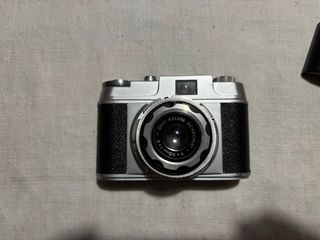 Macchina fotografica vintage Kelvin Maior