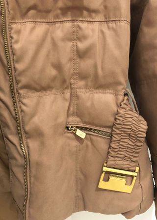 Abrigo plumas corto de Zara Woman, talla S