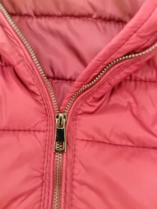 Chaqueta Pull&Bear corta roja Talla S,.