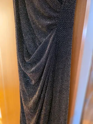 Vestido fiesta Morgan, talla 38 que sirve hasta 44