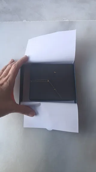 Cartera sin estrenar