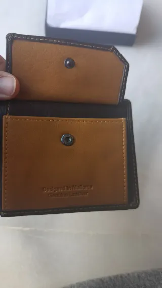 Cartera sin estrenar