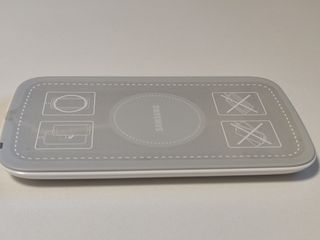 Cargador Inalámbrico Samsung S Qi EP-P1001EW