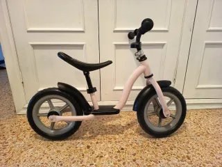 Bicicleta sin pedales rosa niña