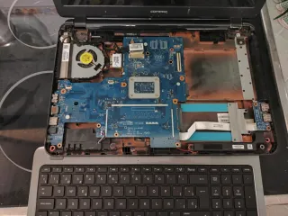 Portátil Compaq HP 15-050ns para piezas