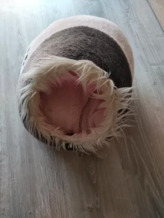 Camita para gato o perro muy calentita