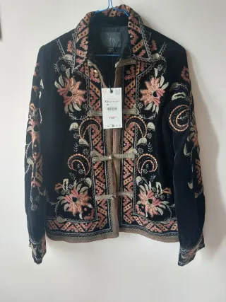 Chaqueta Zara Terciopelo Bordados (agotado web)