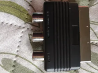 Adaptador Audio-Video SCART a RCA (2)