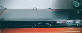 Reproductor Blu-ray Panasonic DMP-BDT120