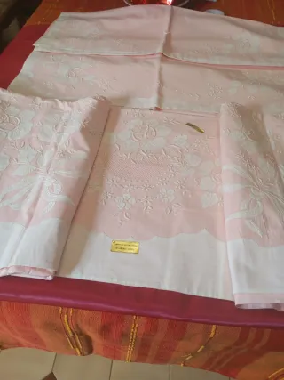 Juego de cama algodón bordado a mano