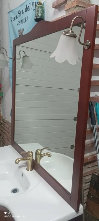 Mueble de baño rústico madera y cerámica