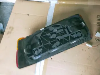 Piloto trasero derecho Peugeot 309