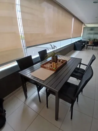 Mesa de terraza con 4 sillas