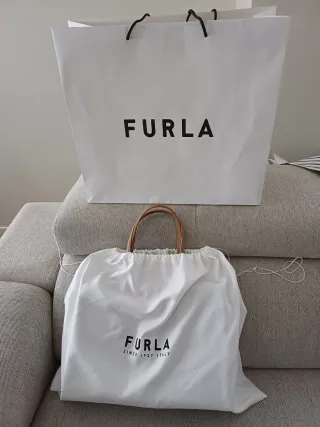 Bolso Furla Piel Negro y Marrón. NUEVO