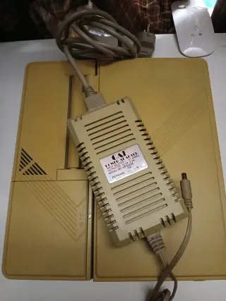 Ordenador portátil CAF vintage