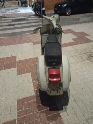 Vespa 200e 1981 para restaurar