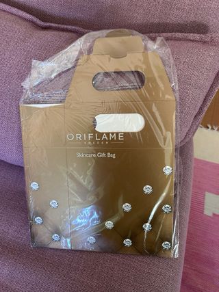 Cartera de fiesta roja brillante