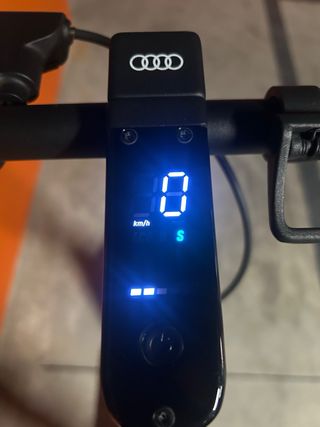 Patinete Eléctrico Audi