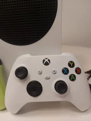 Pack Xbox Series S + Cascos + Mandos