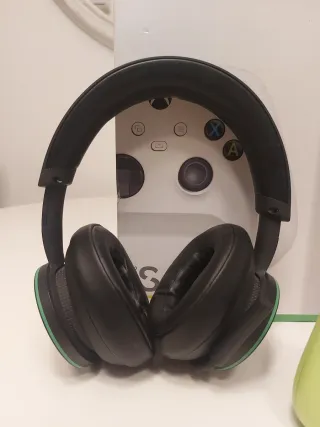 Pack Xbox Series S + Cascos + Mandos